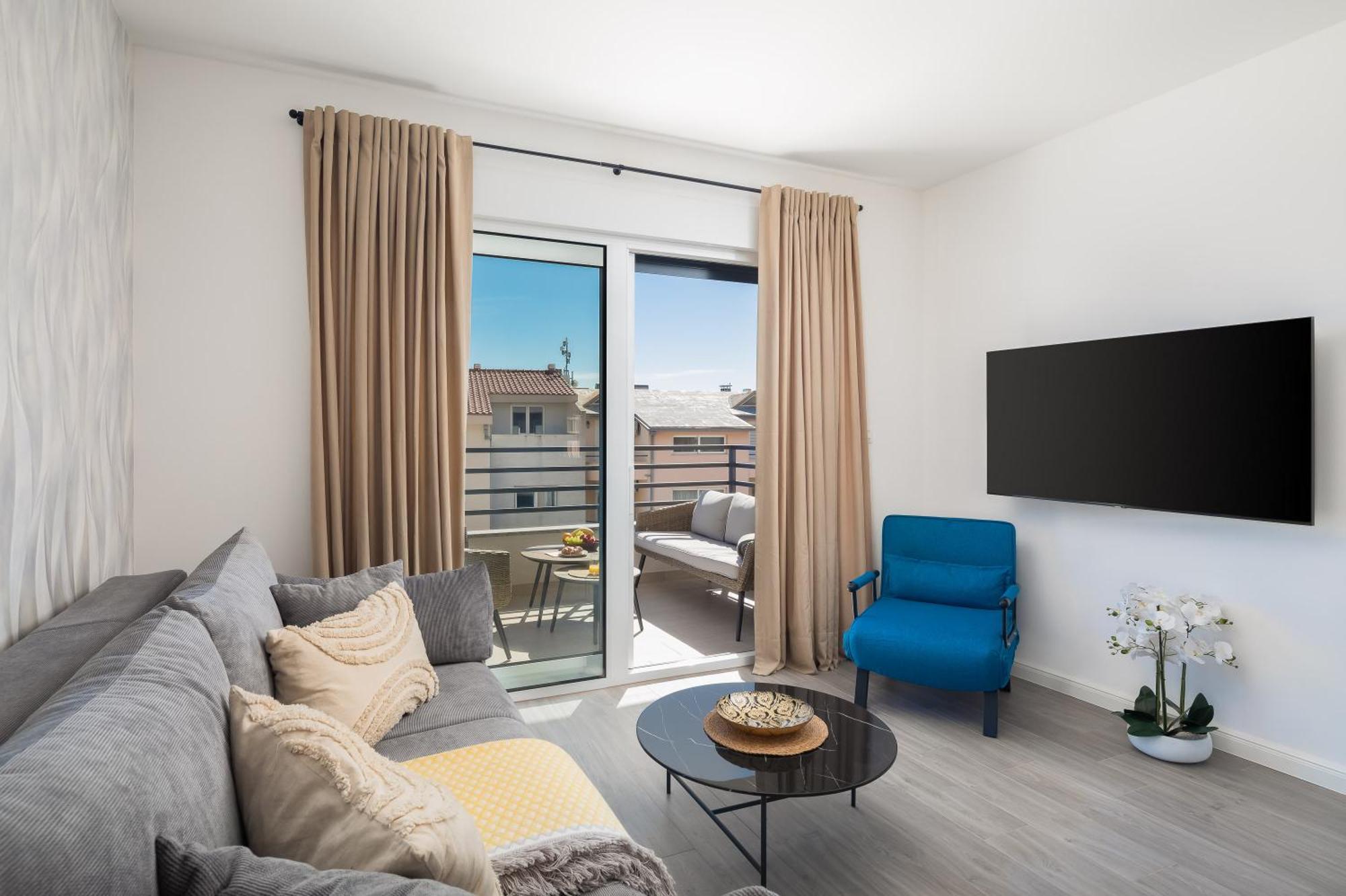 Tt With Sea View And Private Parking Apartament *